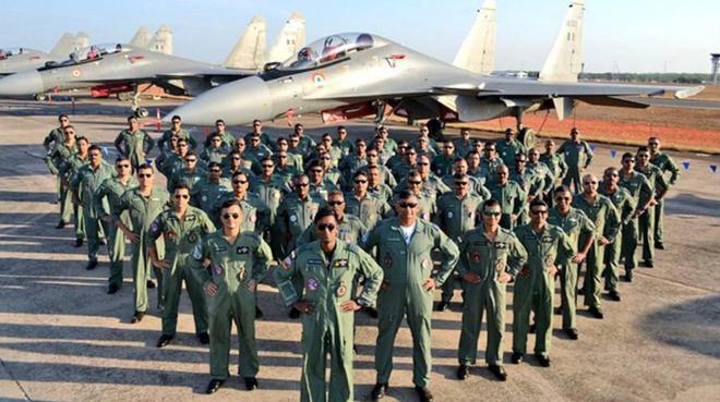 俄罗斯50亿送苏-57源代码印度捡漏藏陷阱F-35与国产机咋选？(图6)
