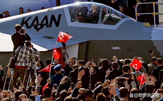 完全一样：究竟是歼35泄密？还是土耳五代机完全抄袭中国？(图10)