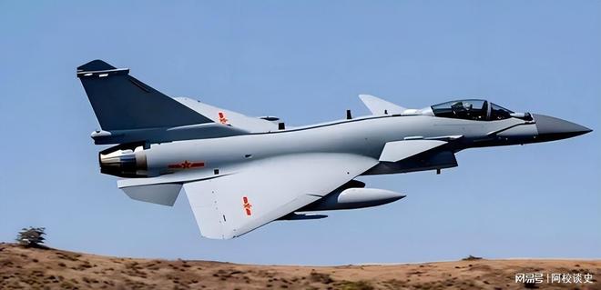 印度战机坠毁后阿联酋取消他国表演自己开着中国战机秀了一波(图6)