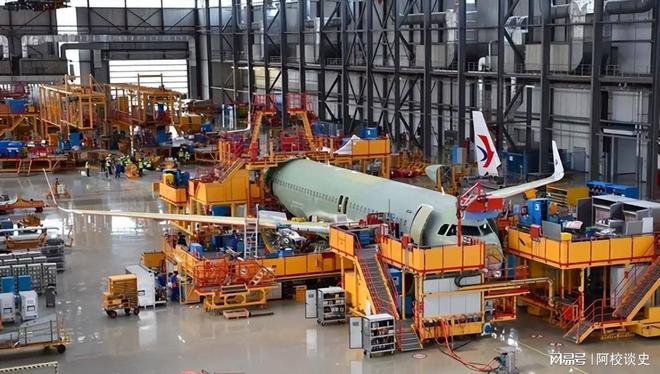 印度战机坠毁后阿联酋取消他国表演自己开着中国战机秀了一波(图7)