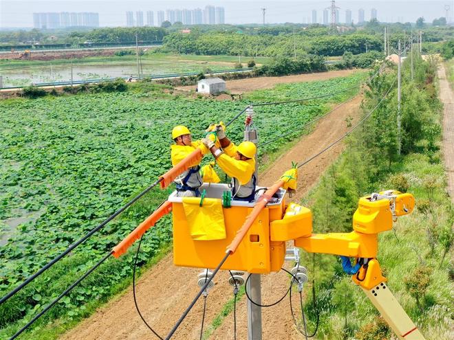 分秒精算智绘“零停”蓝图鄂州供电全力构建高可靠性供电示范区(图1)