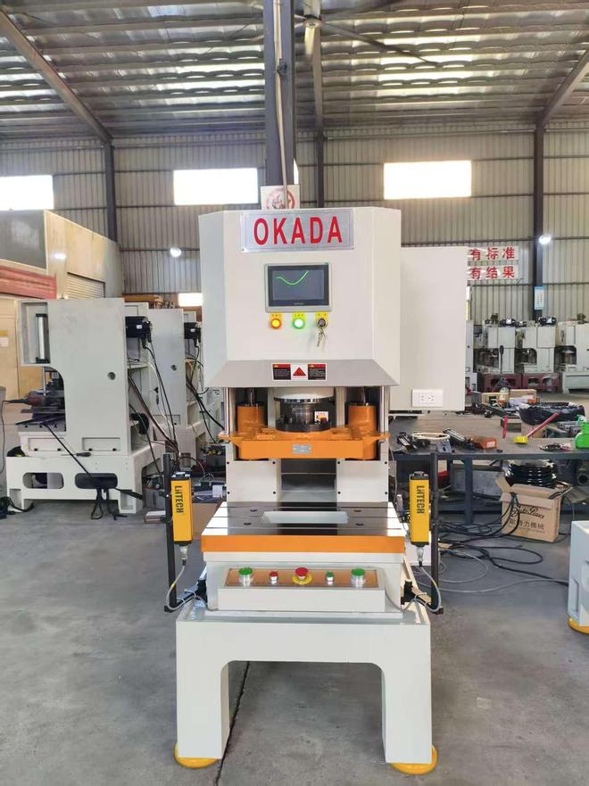 直驱伺服冲床技术解析：东莞岗峰如何突破传统设备瓶颈(图2)