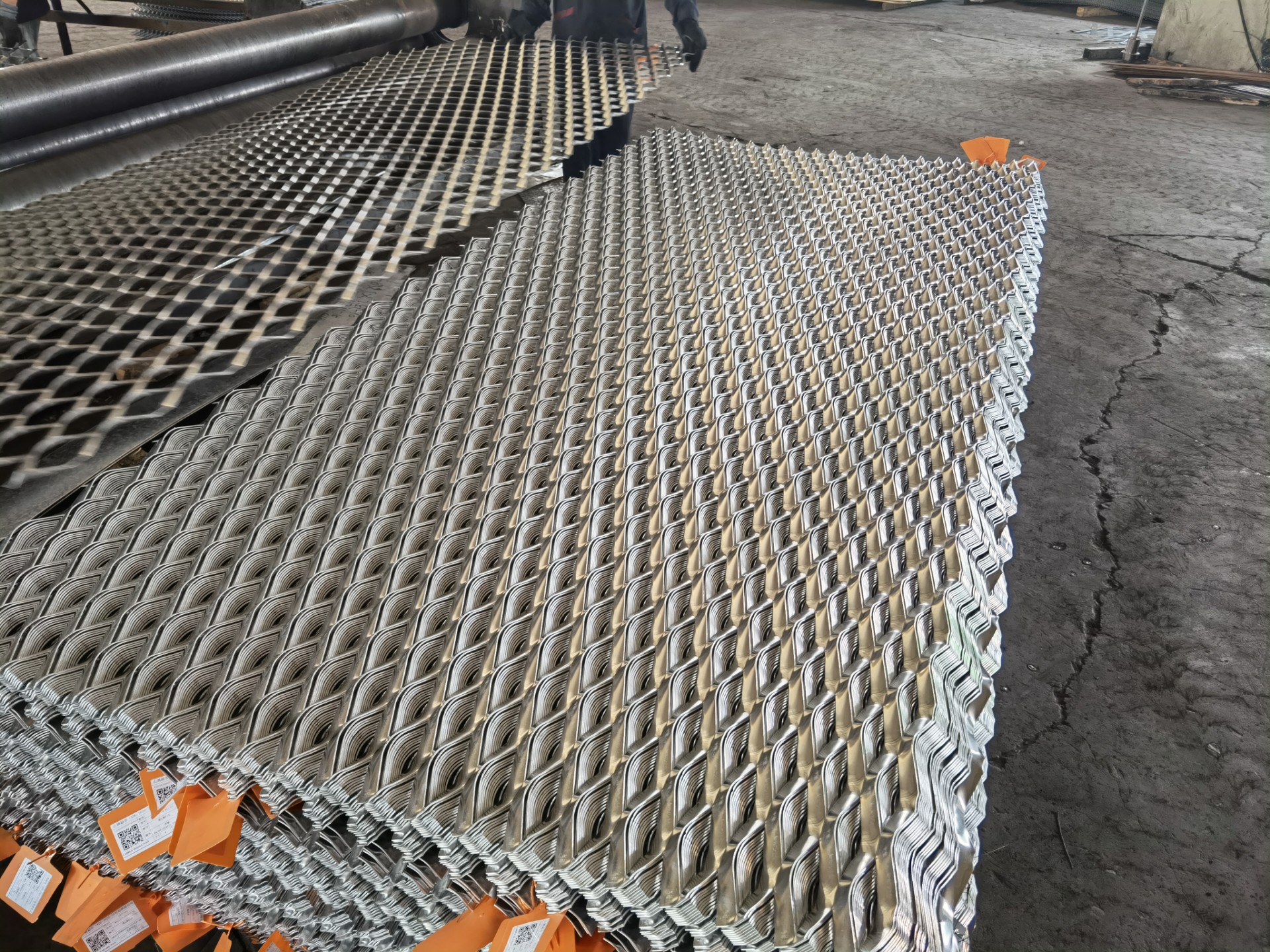 2026年4月工业建筑吊顶钢板网专业生产厂商选型指南(图2)